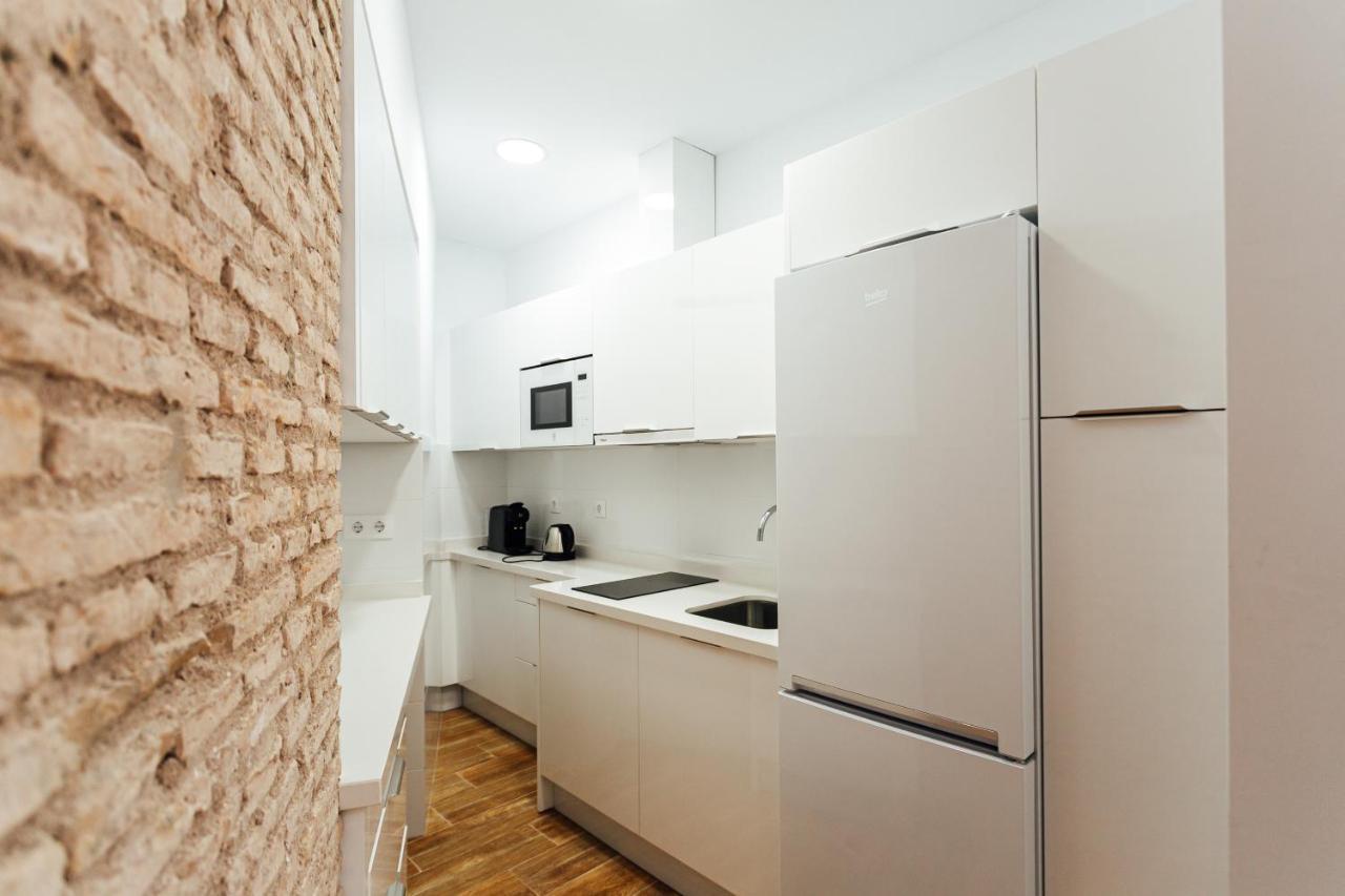 Alohamundi Peral Apartment Seville Luaran gambar