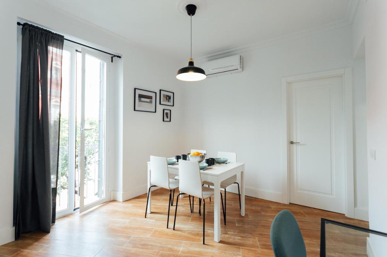 Alohamundi Peral Apartment Seville Luaran gambar