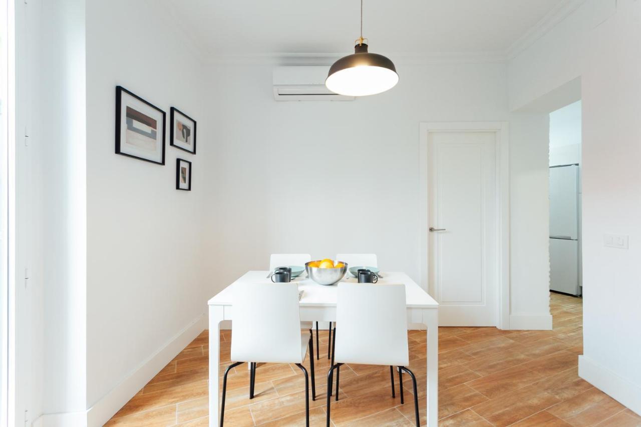 Alohamundi Peral Apartment Seville Luaran gambar