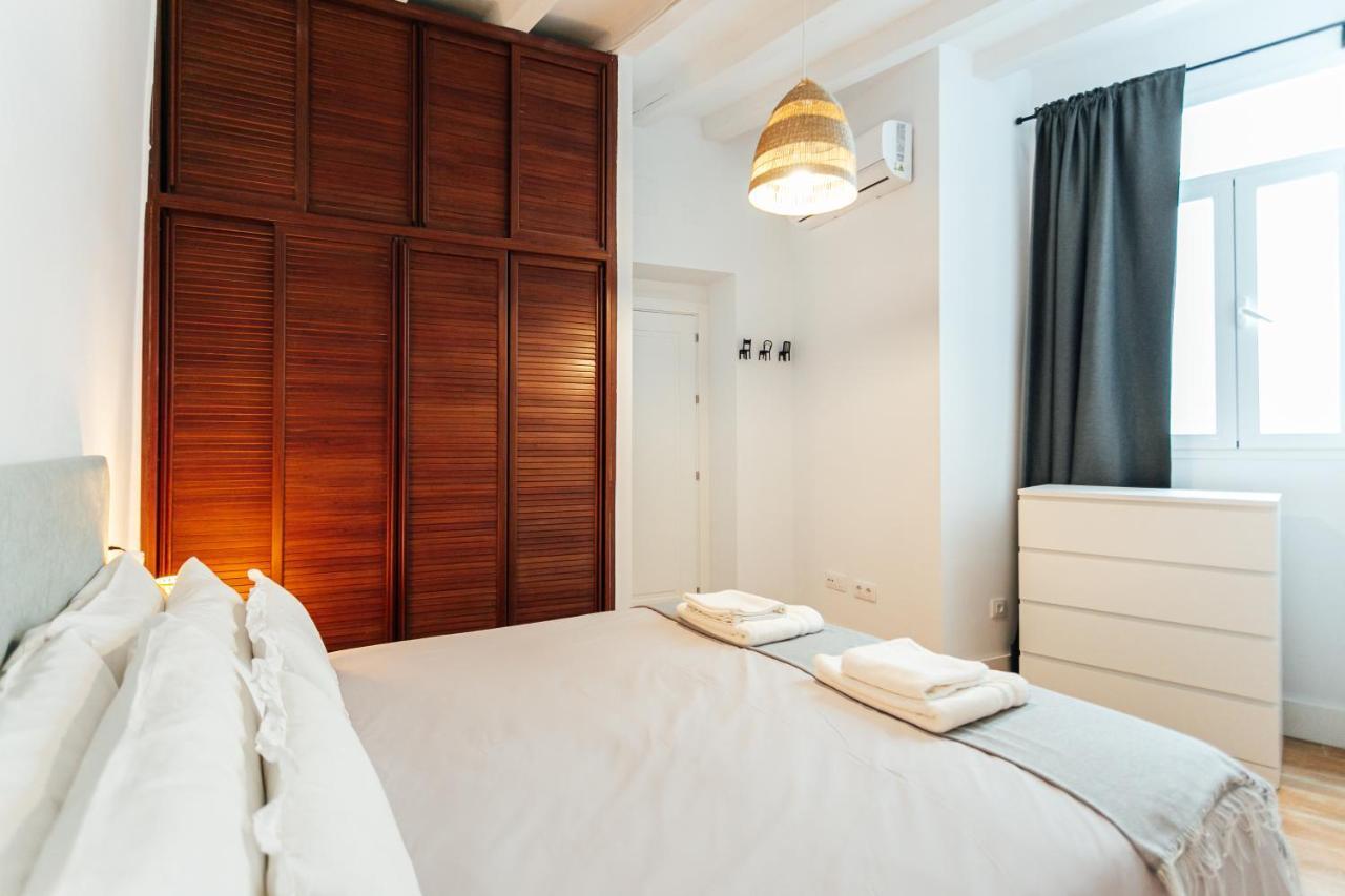Alohamundi Peral Apartment Seville Luaran gambar