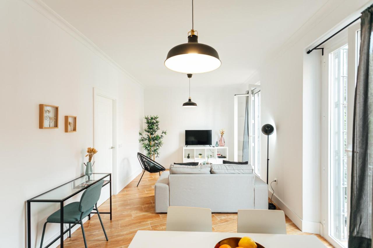 Alohamundi Peral Apartment Seville Luaran gambar